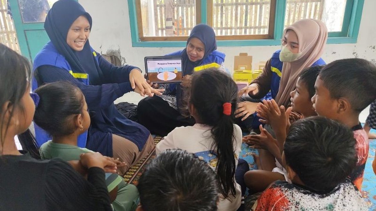 Tim Tenaga Cadangan Kesehatan (TCK) Kementerian Kesehatan memperkuat Layanan Kesehatan Pascabencana Aceh Utara di Kuala Cangkoi, menyediakan imunisasi, pemeriksaan, dan dukungan psikososial untuk pemulihan masyarakat.