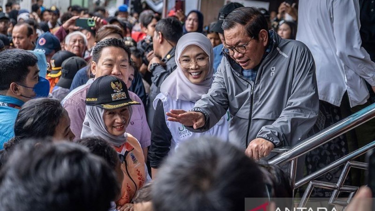 Gubernur DKI Jakarta tawarkan solusi pindah ke Rusun Warga Rawa Buaya sebagai langkah menengah atasi banjir, menyusul tingginya jumlah pengungsi di wilayah tersebut dan kondisi cuaca ekstrem.
