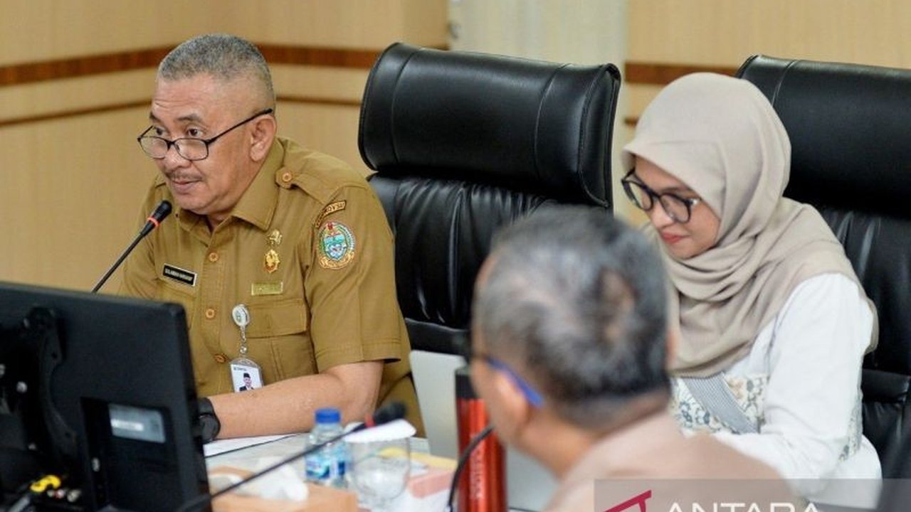 Pemerintah Provinsi Sumatera Utara (Pemprov Sumut) mempercepat implementasi Corporate University guna meningkatkan kompetensi ASN, diatur dalam Pergub Sumut Nomor 25 Tahun 2024.