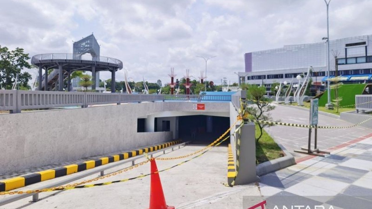 Pemprov Kalteng kaji sistem pengelolaan parkir khusus di RTH Bundaran Besar Palangka Raya. Langkah ini bertujuan optimalkan Pendapatan Asli Daerah (PAD) dan menata lalu lintas, menarik perhatian publik.