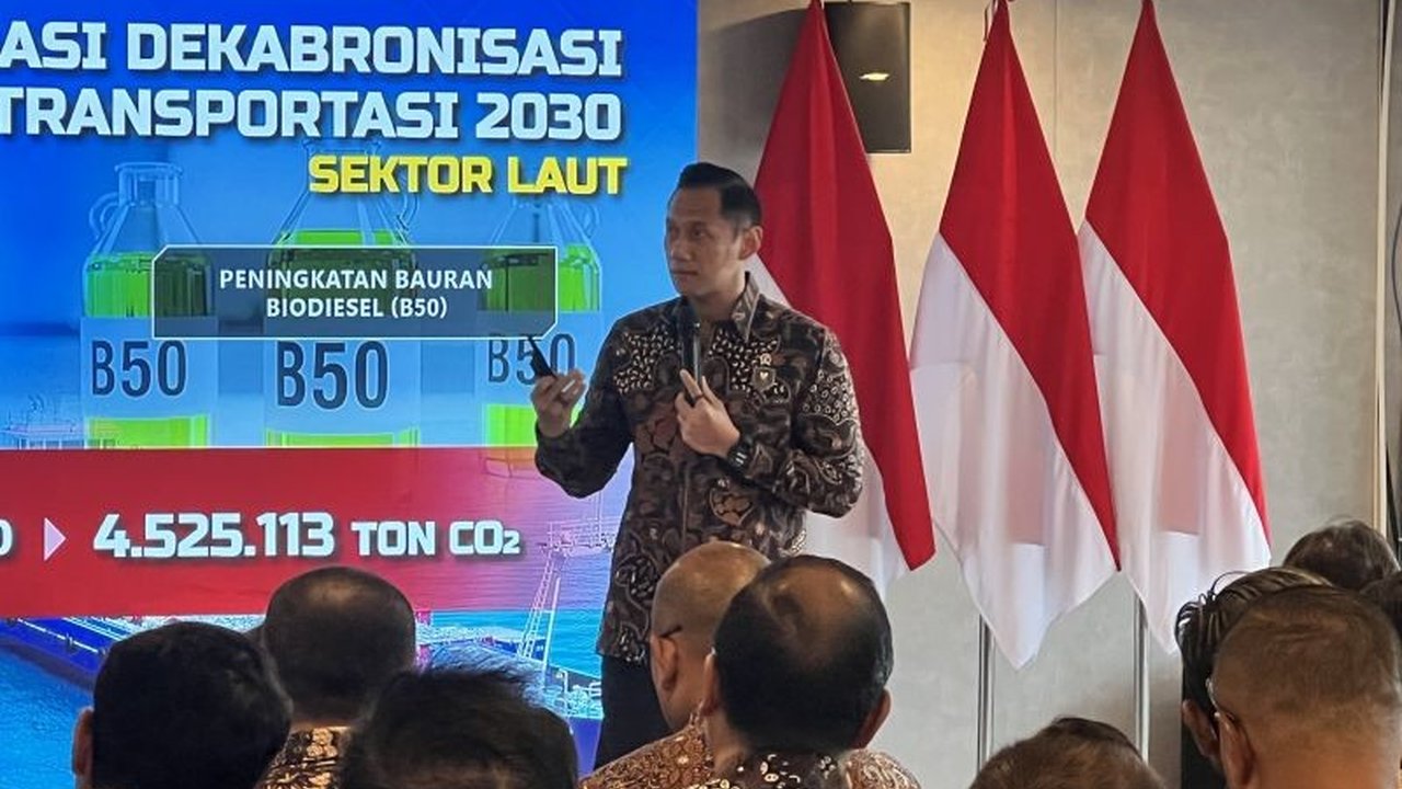 Menteri Koordinator Bidang Infrastruktur dan Pembangunan Kewilayahan Agus Harimurti Yudhoyono (AHY) akan meluncurkan peta jalan dekarbonisasi transportasi pada Mei 2026, sebuah langkah strategis untuk masa depan berkelanjutan Indonesia.