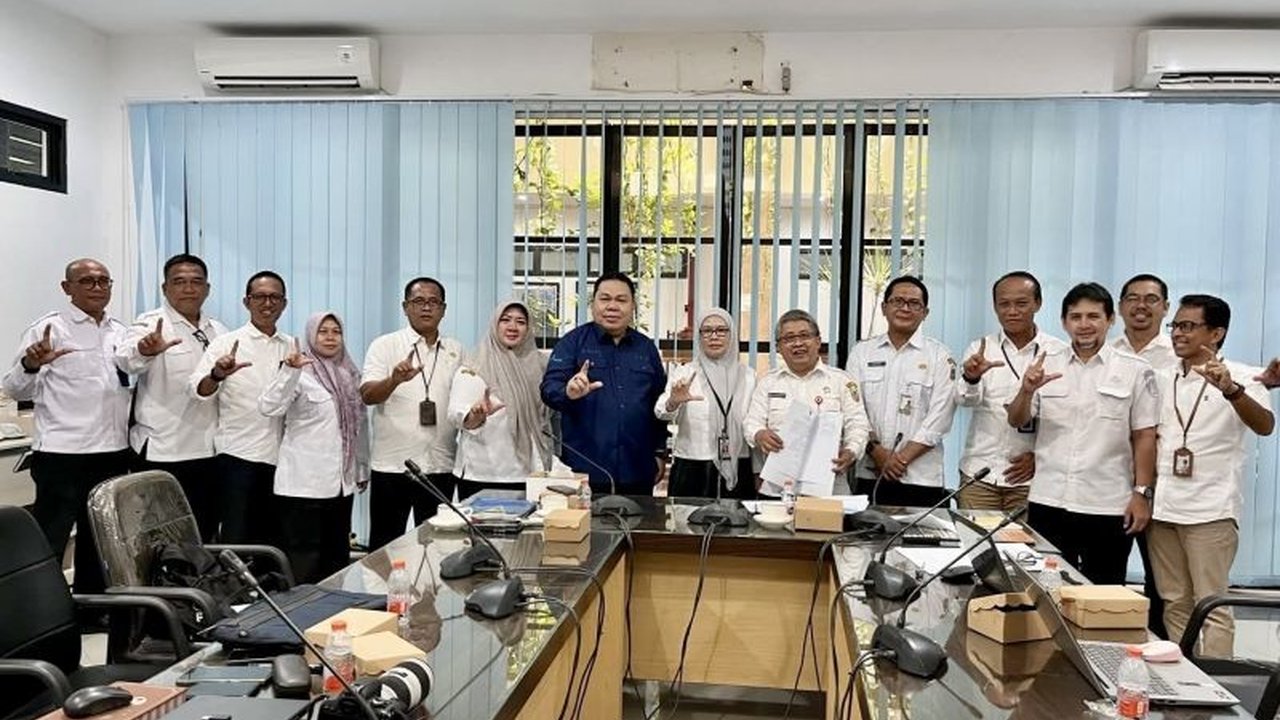 Dinas Kehutanan Kalimantan Selatan memperkuat Pelestarian Hutan Kalsel melalui enam program prioritas pada tahun 2026, selaras dengan Rencana Pembangunan Jangka Menengah Daerah (RPJMD) Kalsel 2025–2029, demi keberlanjutan sumber daya hutan.