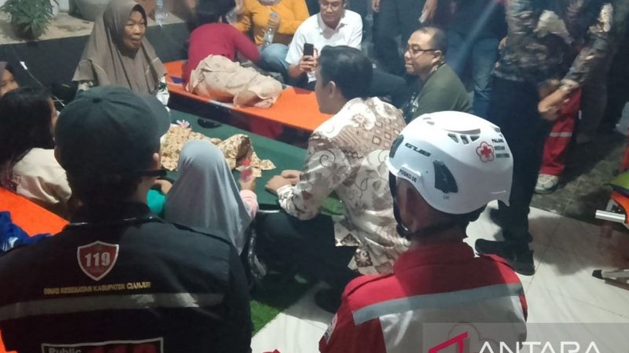 Satgas MBG Cianjur mengambil tindakan tegas dengan menghentikan sementara operasional dapur SPPG di tiga kecamatan setelah insiden keracunan yang menimpa ratusan siswa penerima manfaat program Makan Bergizi Gratis.