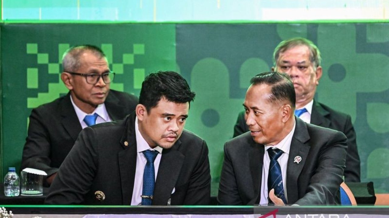 Gubernur Sumatera Utara Bobby Afif Nasution mendesak adanya kebijakan relaksasi biaya pendidikan bagi mahasiswa di Sumut yang terdampak bencana hidrometeorologi, demi menjaga semangat belajar mereka.