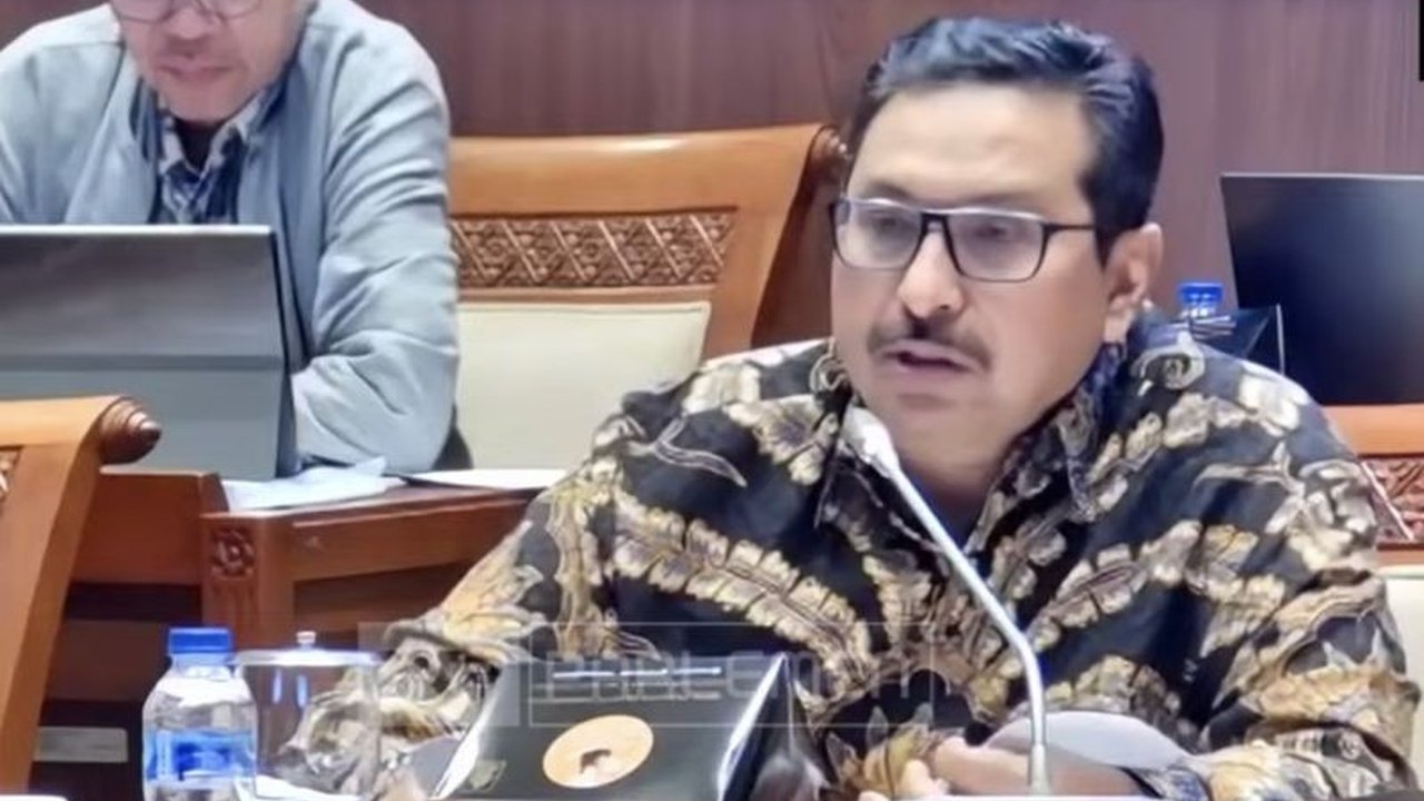 Sekretaris Jenderal Kemkomdigi, Ismail, mengungkapkan potensi besar Agentic AI sebagai instrumen strategis untuk merumuskan kebijakan publik yang presisi dan adaptif di era digital.