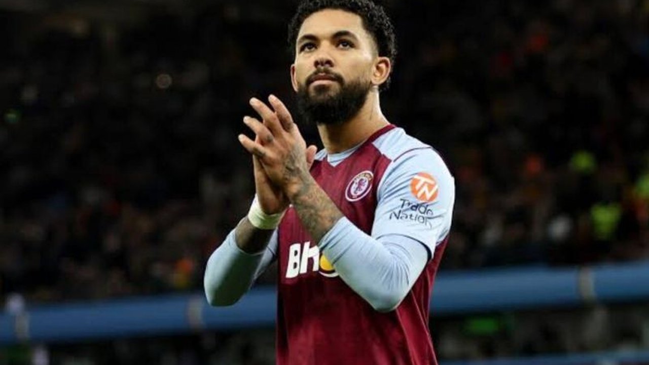 Douglas Luiz kembali ke Aston Villa sebagai pemain pinjaman, membawa harapan baru bagi The Villans yang tengah dihantam badai cedera lini tengah.