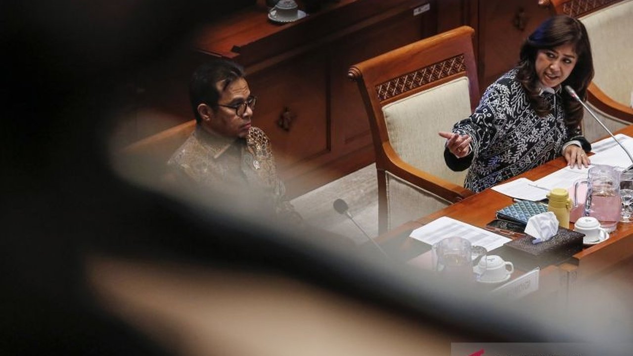 Kementerian Komunikasi dan Digital (Komdigi) berhasil meraih peringkat keempat nasional dalam Penghargaan Kualitas Tertinggi Tanpa Maladministrasi Tahun 2025 dari Ombudsman RI, menandakan peningkatan signifikan dalam layanan publik digital.