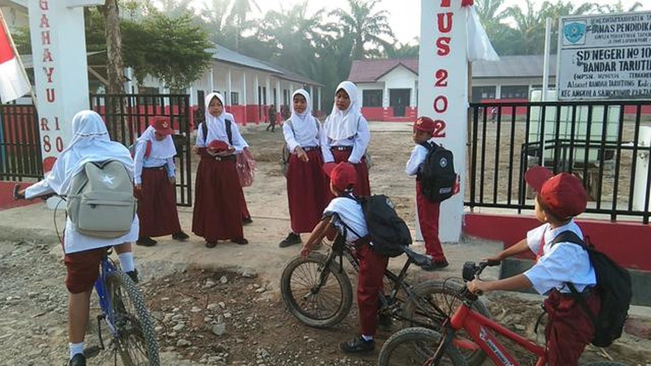 Proses Belajar Mengajar di Sekolah Dasar (SD) Pascabencana Sumut. (istimewa)