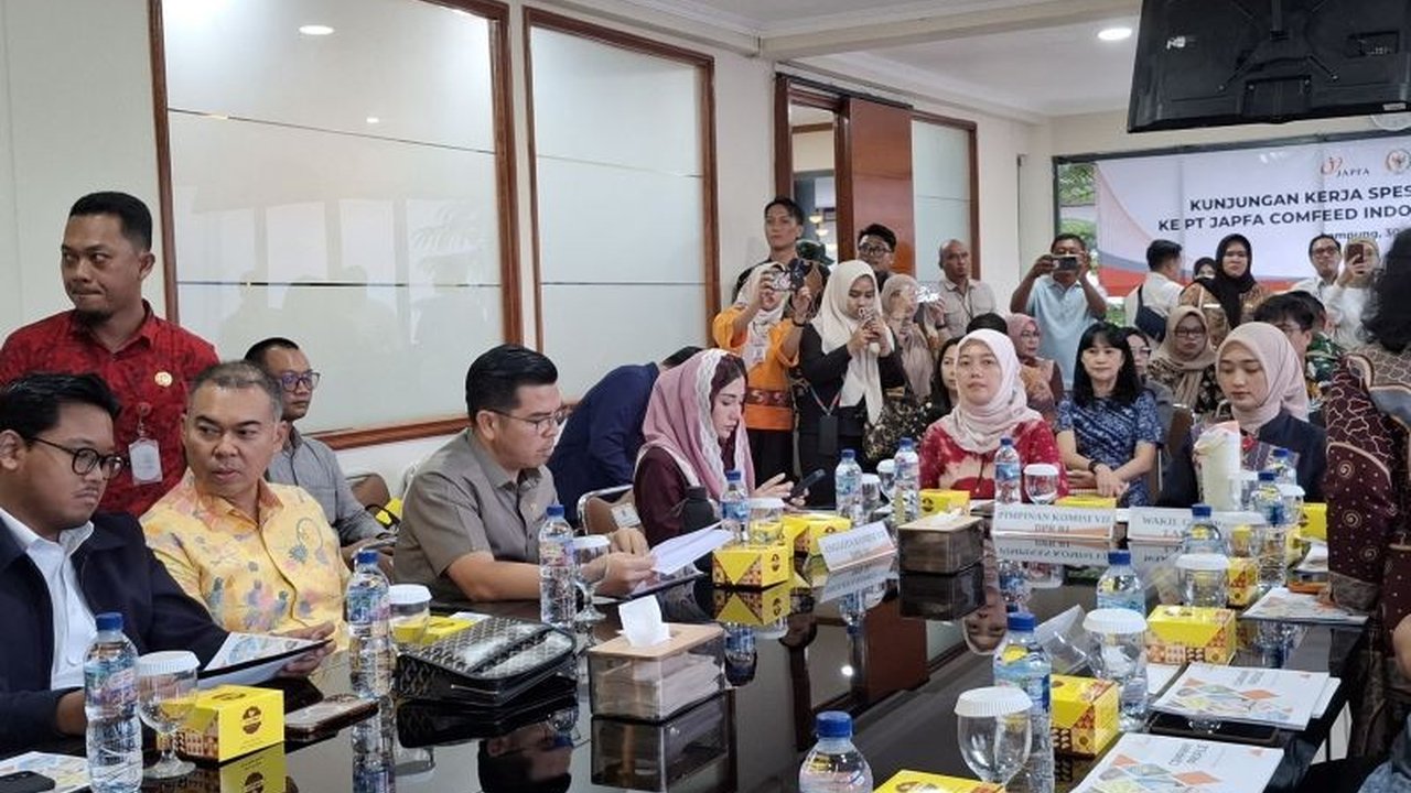 Wakil Ketua Komisi VII DPR RI Chusnunia Chalim menekankan pentingnya optimalisasi bendungan di Lampung guna mendukung produktivitas industri pakan ternak, memastikan ketersediaan bahan baku, dan stabilitas harga pangan.