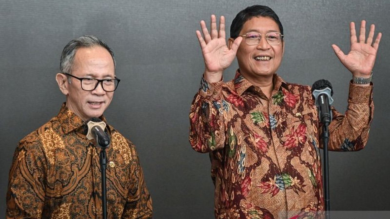 Otoritas Jasa Keuangan (OJK) memastikan pengunduran diri Mirza Adityaswara sebagai Wakil Ketua Dewan Komisioner tidak akan mengganggu stabilitas sektor jasa keuangan, dengan proses yang berjalan sesuai ketentuan hukum.