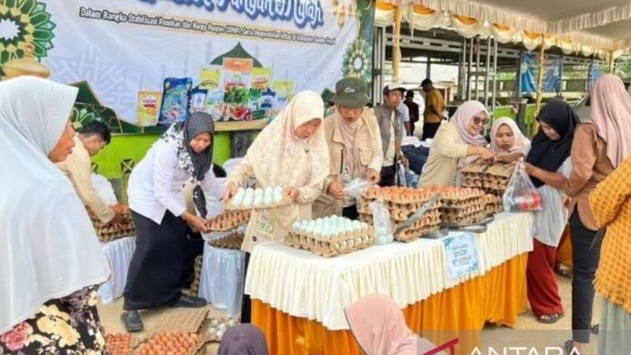 Pemerintah Kabupaten Bangka Tengah bersama Bank Indonesia menggelar Gerakan Pangan Murah Bangka Tengah di Desa Keretak Atas untuk menjaga stabilitas harga dan pasokan pangan menjelang tradisi Ruwah.