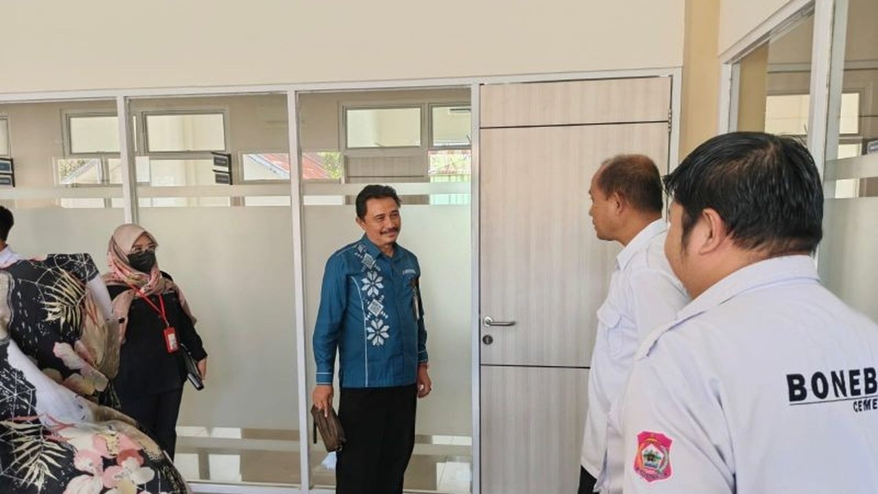 Ombudsman RI Perwakilan Gorontalo menindaklanjuti laporan dugaan pungutan liar pada layanan ERACS pasien BPJS Kesehatan di RSUD Toto Kabila, memicu klarifikasi dari pihak rumah sakit.