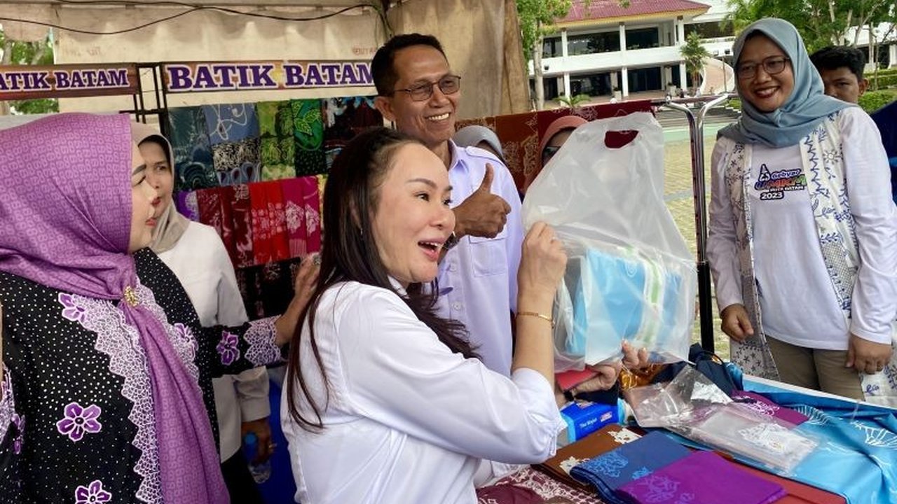 Dinas Koperasi dan Usaha Mikro (Diskum) Kota Batam terus berupaya membuat UMKM naik kelas melalui berbagai program pembinaan, fasilitasi perizinan, dan perluasan akses permodalan yang menarik.
