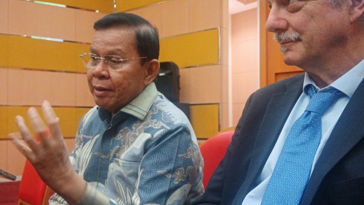 Rektor YARSI Fasli Jalal menekankan pentingnya peran keluarga dalam menumbuhkan minat anak pada bidang STEM melalui pendekatan sederhana sehari-hari, membuka jalan bagi masa depan inovatif.