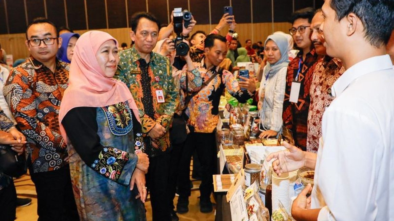 Misi Dagang Jatim-Jateng perdana tahun 2026 berhasil membukukan komitmen transaksi perdagangan dan investasi senilai lebih dari Rp3,15 triliun, memperkuat sinergi ekonomi regional dan ketahanan rantai pasok dalam negeri.