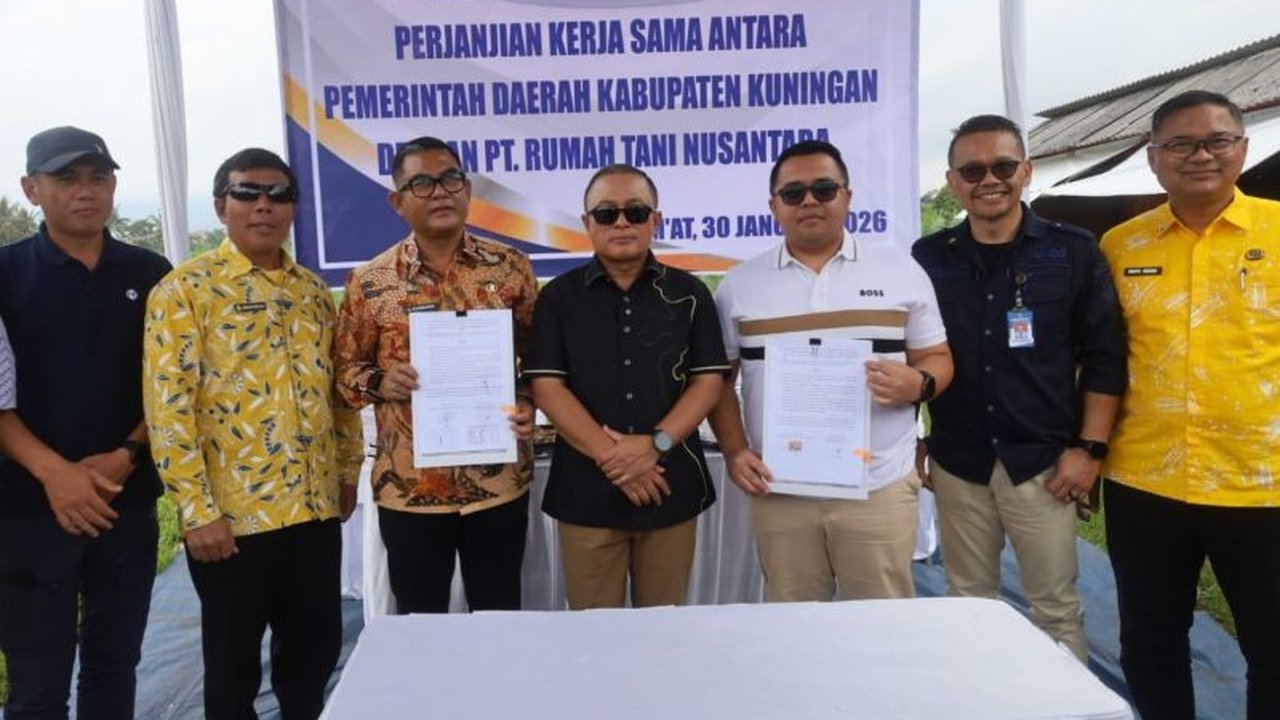 Pemerintah Kabupaten Kuningan mengoptimalkan aset lahan daerah melalui kerja sama strategis dengan PT Rumah Tani Nusantara, guna memperkuat ketahanan pangan sekaligus meningkatkan Pendapatan Asli Daerah (PAD). Optimalisasi Aset Lahan Kuningan ini juga mel