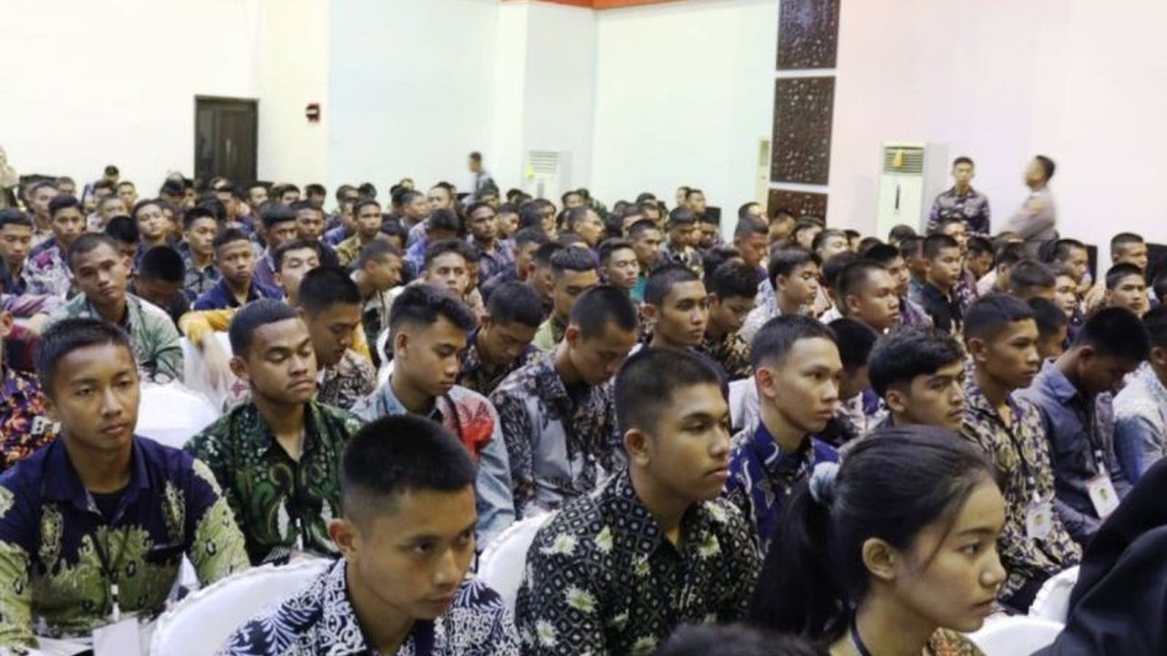 Pemerintah Kabupaten Kutai Kartanegara (Kukar) serius dalam Peningkatan SDM Kukar, membekali pemuda dengan beragam pelatihan dan pembinaan untuk daya saing di tingkat nasional.