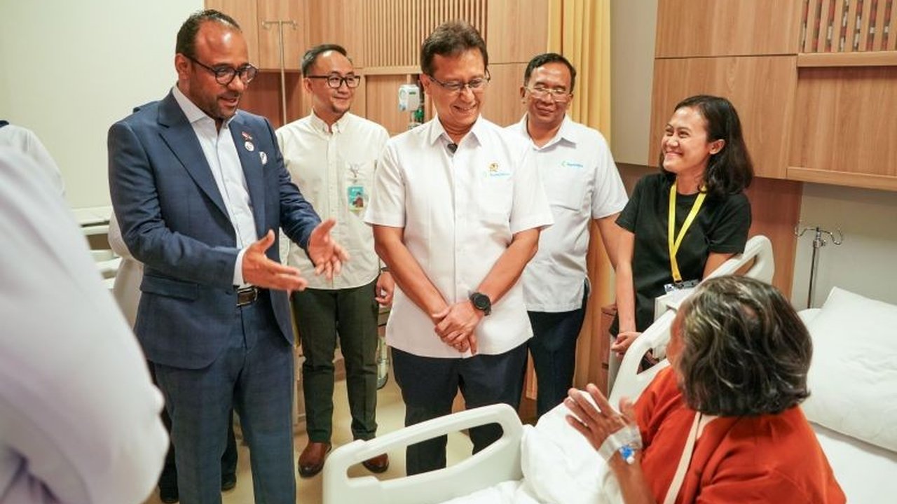 Rumah Sakit Jantung Emirates-Indonesia di Surakarta resmi menjadi pusat keunggulan penanganan penyakit jantung, didukung teknologi medis canggih dan peningkatan SDM, memperpendek rantai rujukan layanan.