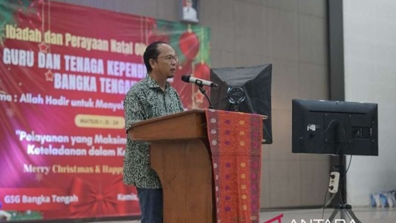 Bupati Bangka Tengah Algafry Rahman menyoroti krusialnya peran keluarga sebagai benteng utama pendidikan karakter serta perlindungan anak, di tengah maraknya isu sosial dan teknologi.