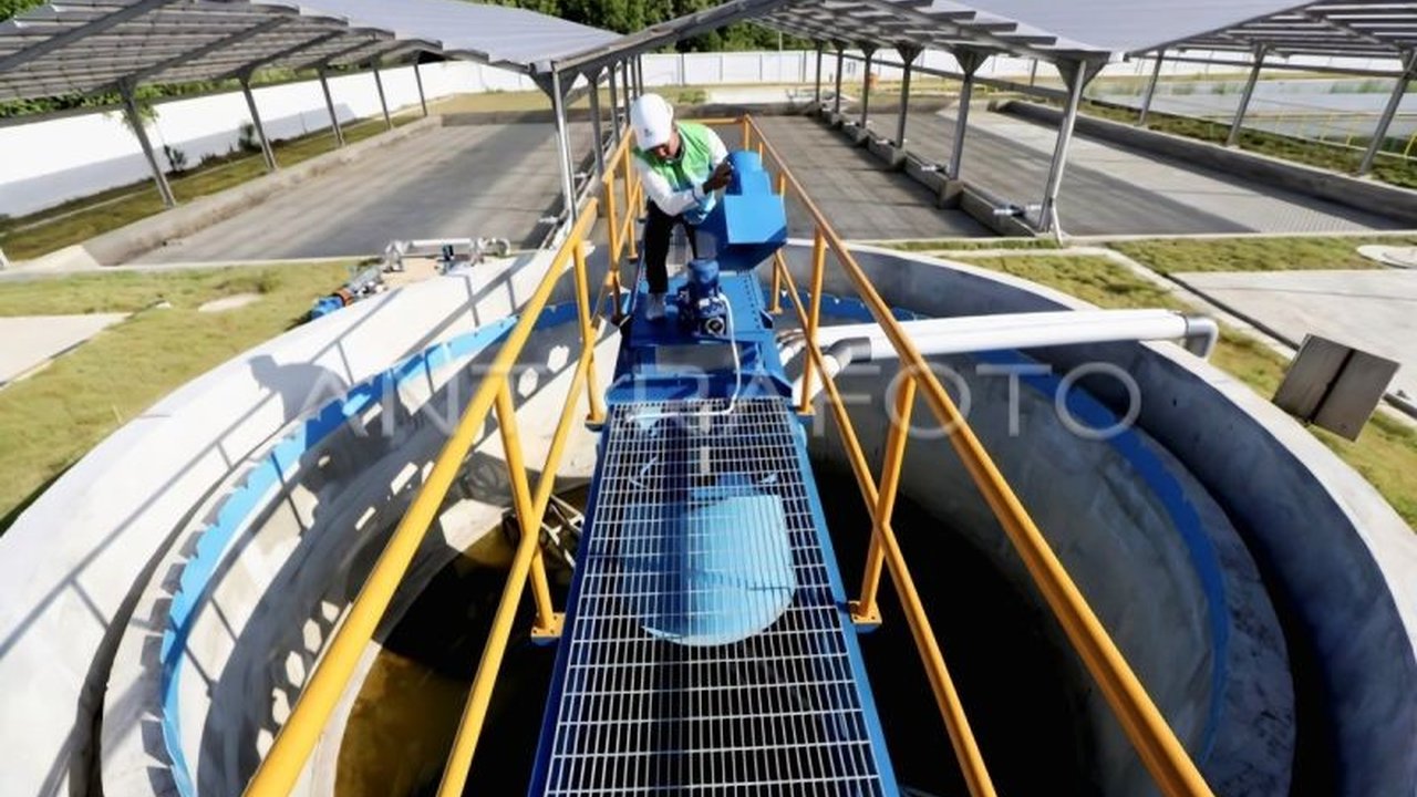 Perusahaan Umum Daerah Air Minum (Perumdam) Tirta Lamandau berhasil membukukan laba sebesar Rp1,9 miliar pada tahun buku 2025, menandai tonggak penting setelah bertahun-tahun mencatatkan kerugian dan menunjukkan kinerja keuangan yang sehat.