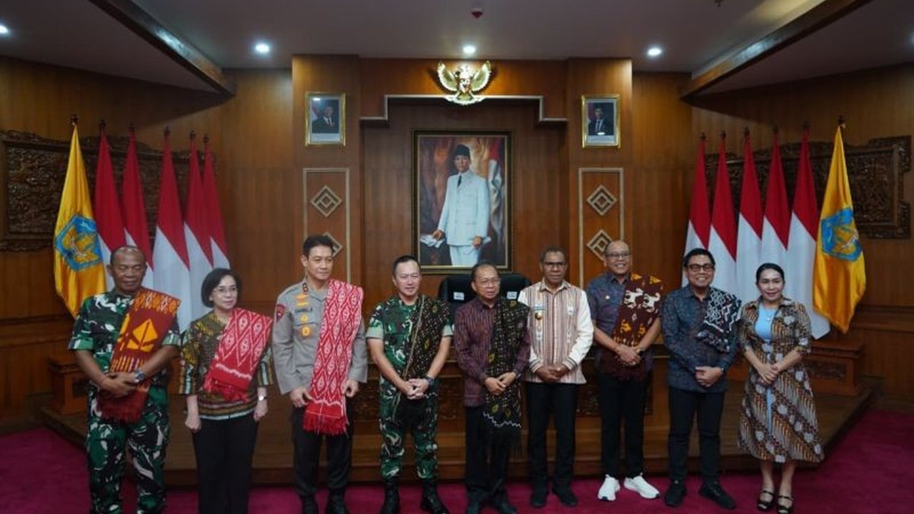 Pangdam IX/Udayana menegaskan dukungan penuh terhadap langkah Pemprov Bali dan NTT dalam menjaga stabilitas Kamtibmas di wilayah Bali, memastikan keamanan sebagai destinasi pariwisata dunia.