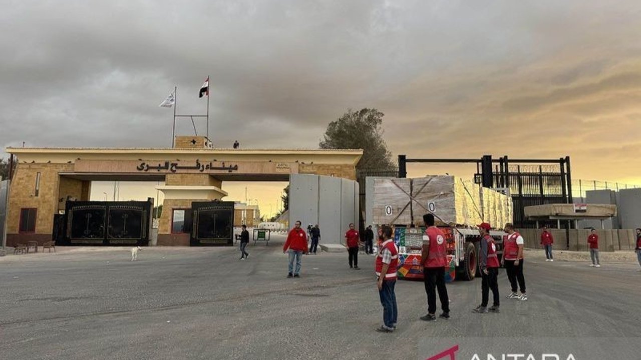 Perserikatan Bangsa-Bangsa (PBB) menaruh harapan besar agar Penyeberangan Rafah dapat segera dilalui kargo bantuan kemanusiaan menuju Jalur Gaza, menyusul pembukaannya kembali yang krusial untuk meringankan krisis di sana.