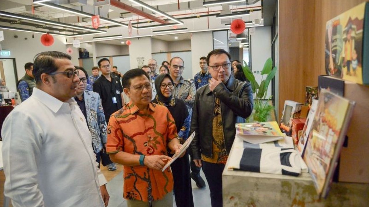 Kementerian Ekonomi Kreatif (Kemenekraf) menegaskan bahwa sektor Ekonomi Kreatif telah menjadi mesin baru ekonomi nasional, bahkan melampaui target Rencana Pembangunan Jangka Menengah Nasional (RPJMN) 2025, menunjukkan potensi besar sektor Ekonomi Kreatif
