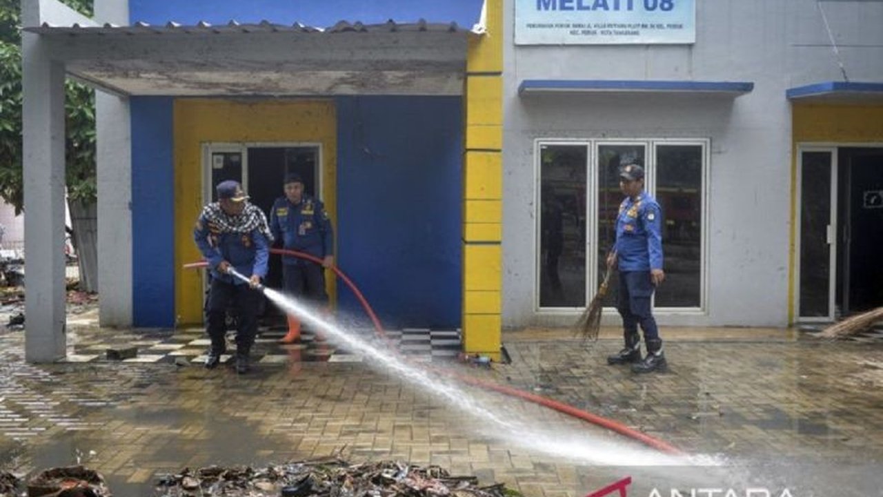 DPRD Tangerang mendesak Pemerintah Kota Tangerang untuk mengoptimalkan program pengobatan gratis pasca banjir, memastikan kesehatan warga terdampak dan mencegah penyebaran penyakit menular.