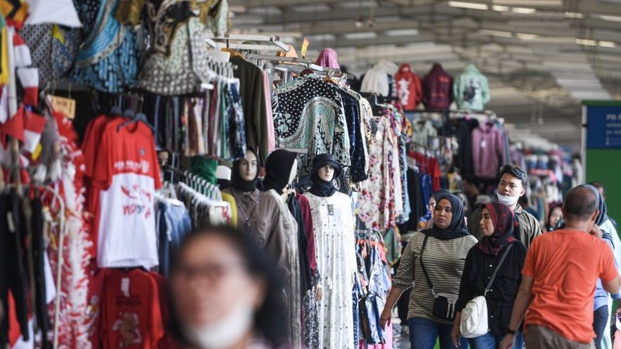 Rekor Indeks Kepercayaan Industri (IKI) menunjukkan optimisme kuat, namun akselerasi kinerja manufaktur Indonesia masih terhambat. Regulasi pintar menjadi solusi krusial untuk mengatasi tantangan prosedural dan mendorong pertumbuhan berkelanjutan.