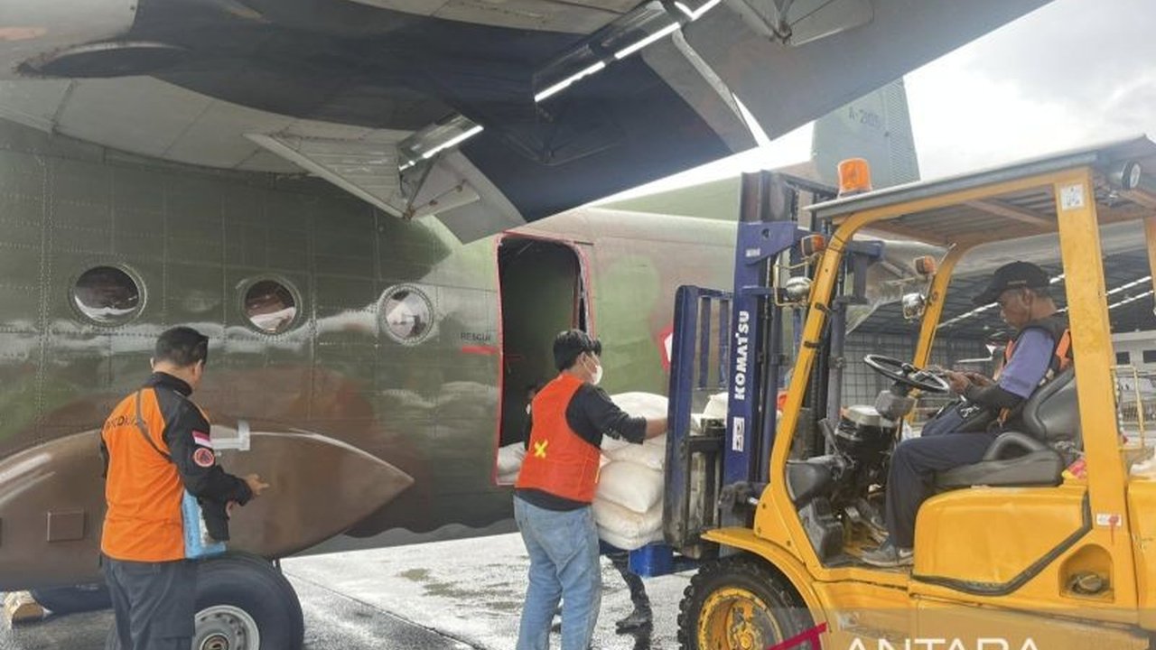 BPBD DKI Jakarta kembali mengaktifkan operasi modifikasi cuaca (OMC) untuk mengantisipasi potensi cuaca ekstrem di wilayah ibu kota. Langkah ini diambil sebagai bagian dari kesiapsiagaan menghadapi bencana hidrometeorologi di Jakarta, dengan kolaborasi be