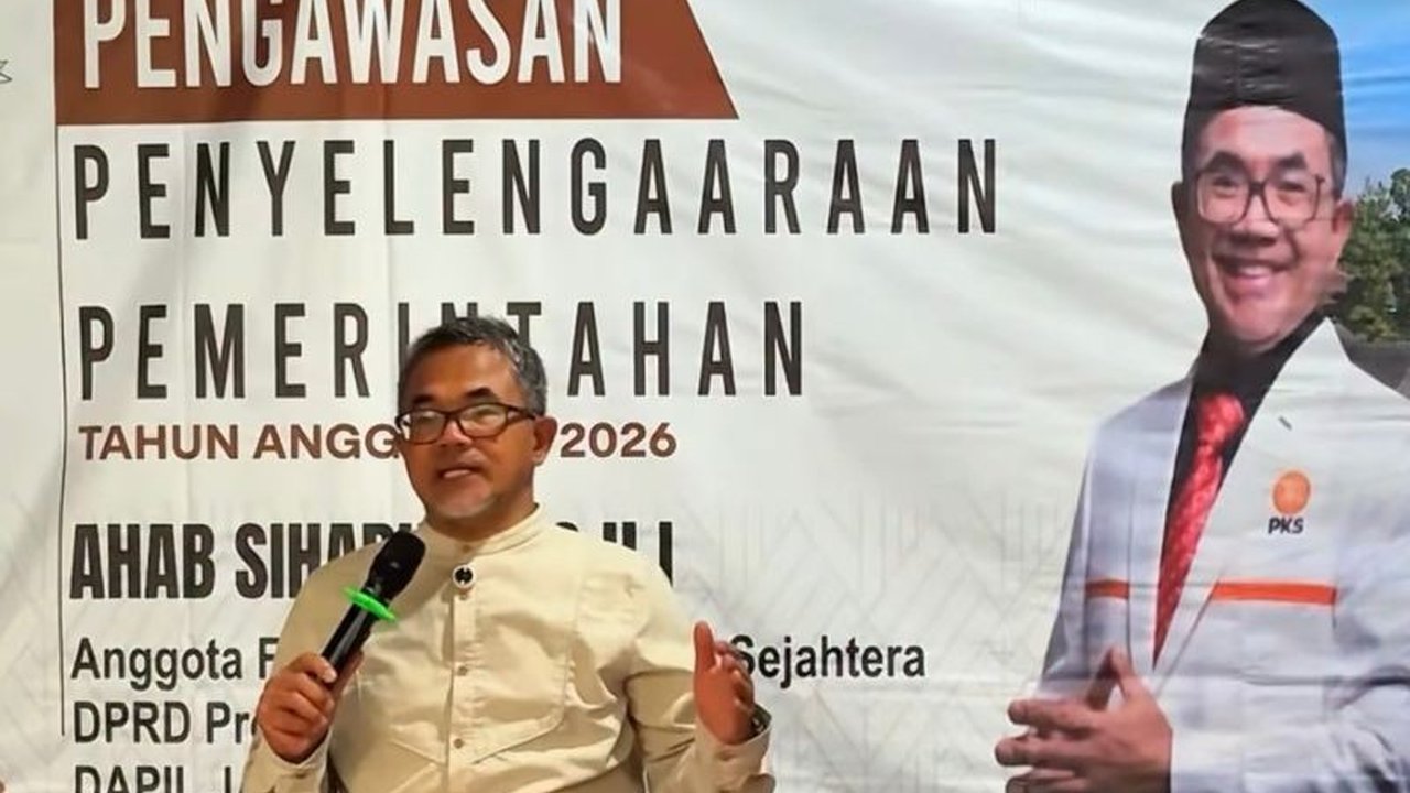Anggota DPRD Jawa Barat Ahab Sihabudin meminta pemerintah daerah melakukan evaluasi program bantuan pertanian Garut setelah menerima keluhan petani terkait hama tikus dan kualitas benih padi yang buruk, mengancam ketahanan pangan lokal.