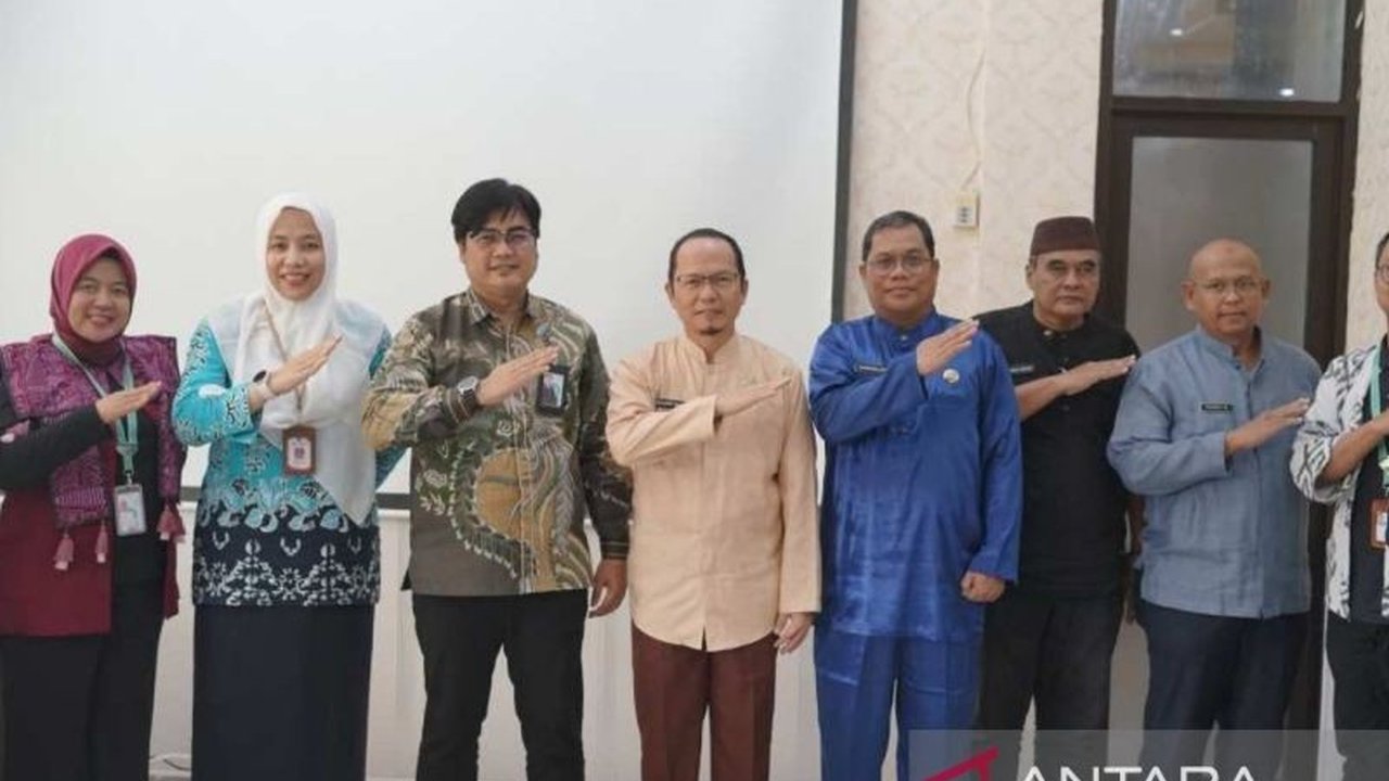 Pemerintah Kabupaten Bangka Tengah mengoptimalkan pajak Bandara Depati Amir melalui koordinasi erat dengan Angkasa Pura, demi meningkatkan Pendapatan Asli Daerah (PAD) secara berkelanjutan.