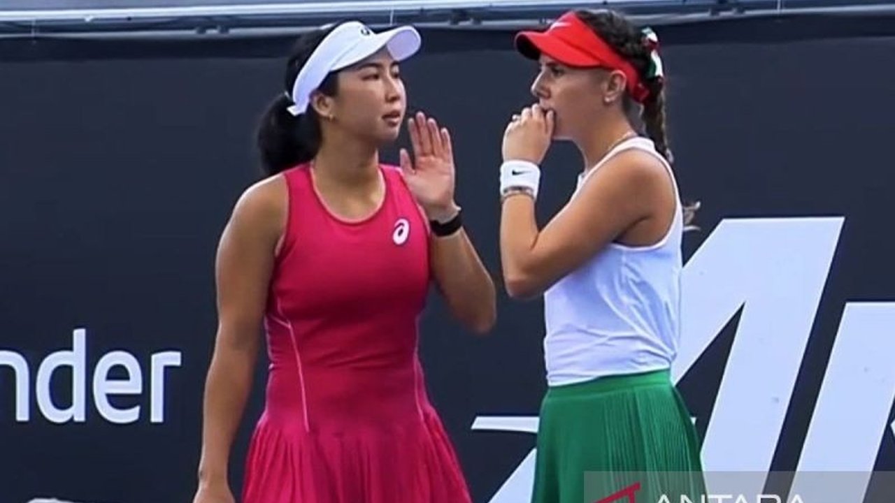 Petenis putri Indonesia Aldila Sutjiadi memanfaatkan Australian Open 2026 sebagai fondasi penting untuk meningkatkan kepercayaan diri dan performa di turnamen mendatang setelah sempat absen karena sakit.
