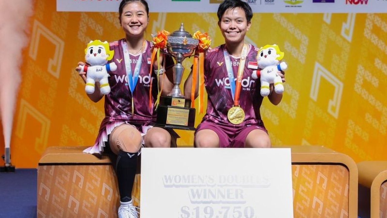 Pasangan baru Amallia Cahaya Pratiwi/Siti Fadia Silva Ramadhanti, atau Tiwi/Fadia, sukses meraih gelar juara Thailand Masters 2026, menandai debut manis mereka di turnamen internasional.