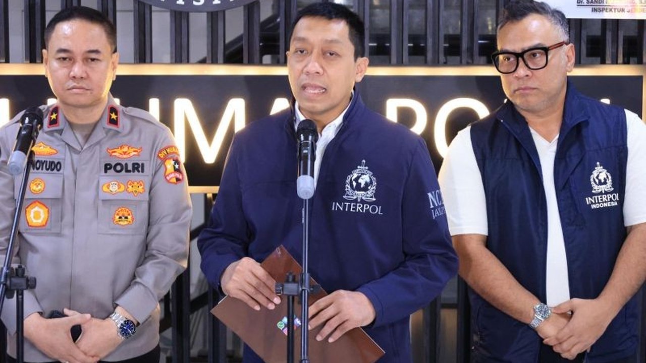 Sekretaris NCB Interpol Indonesia Divhubinter Polri Brigjen Pol Untung Widyatmoko memastikan keberadaan Muhammad Riza Chalid terpantau ketat pascapenerbitan red notice Interpol, membatasi ruang geraknya.