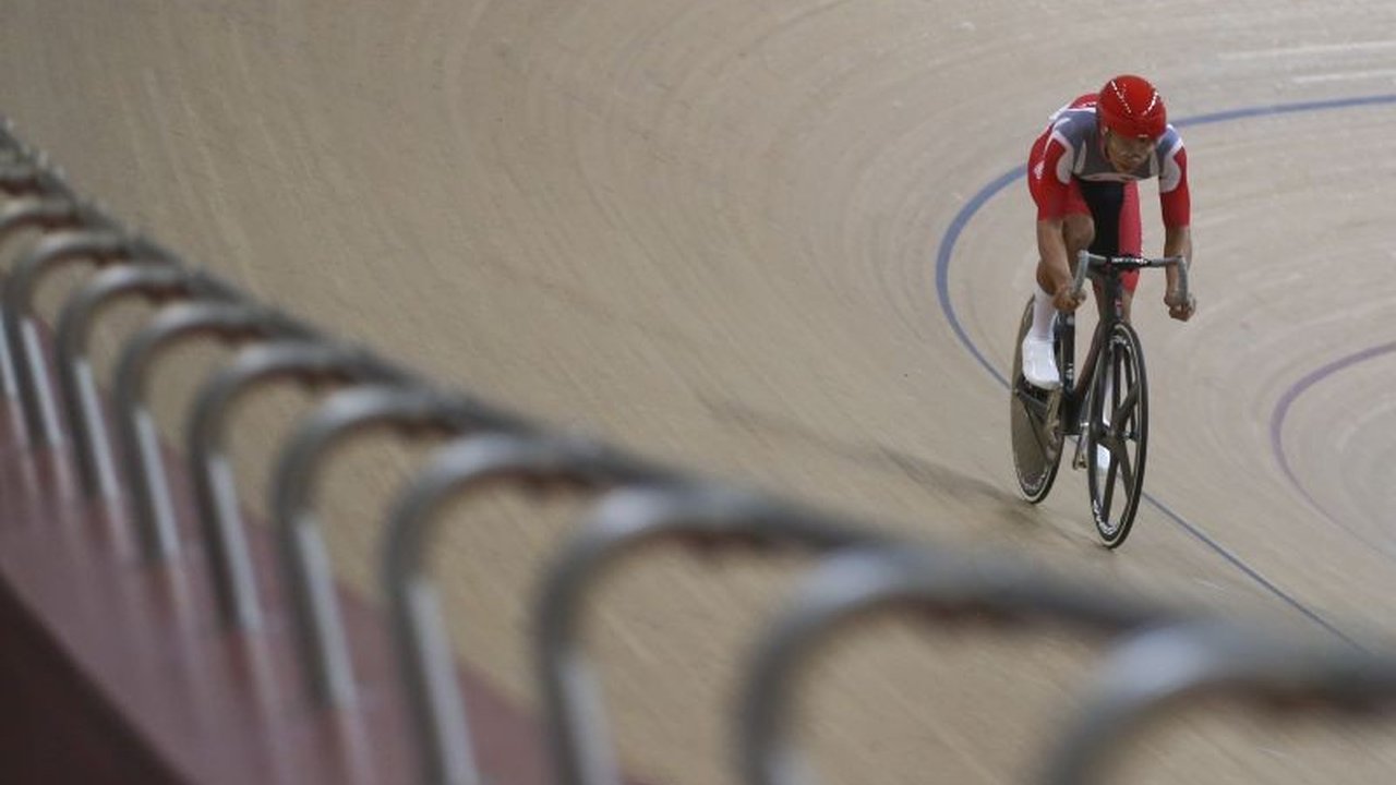 Tim balap sepeda Indonesia menorehkan prestasi gemilang dengan meraih enam medali emas pada Track Asia Cup I 2026 di India. Pencapaian ini menunjukkan dominasi atlet-atlet Merah Putih di kancah balap sepeda Asia.