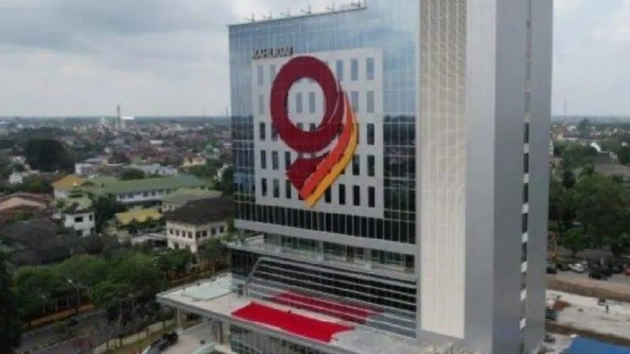 Bank Jambi serius perkuat UMKM di Jambi melalui inovasi layanan digital dan penyaluran Kredit Usaha Rakyat (KUR) untuk mendorong pertumbuhan ekonomi daerah yang stabil dan berkelanjutan.
