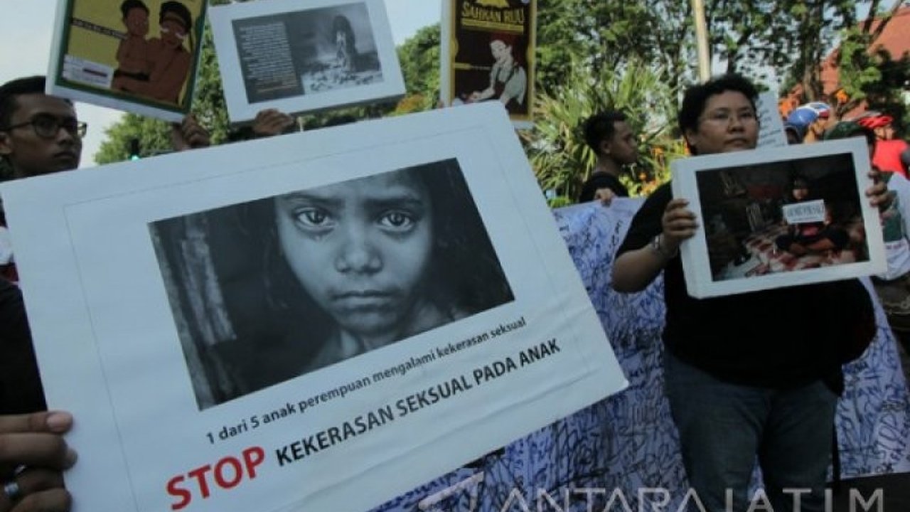 Psikolog menekankan pentingnya mendidik anak dari pelecehan seksual melalui metode interaktif dan permainan di rumah, agar anak dapat melindungi diri dan memahami batasan tubuhnya.