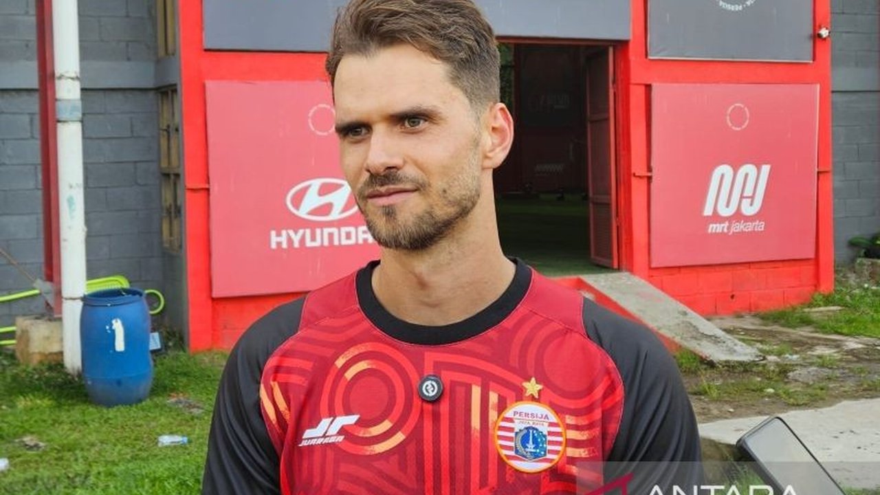 Bek anyar Persija Jakarta, Paulo Ricardo, menunjukkan adaptasi kilat di Indonesia dan mengaku terpikat dengan atmosfer pertandingan serta dukungan Jakmania.