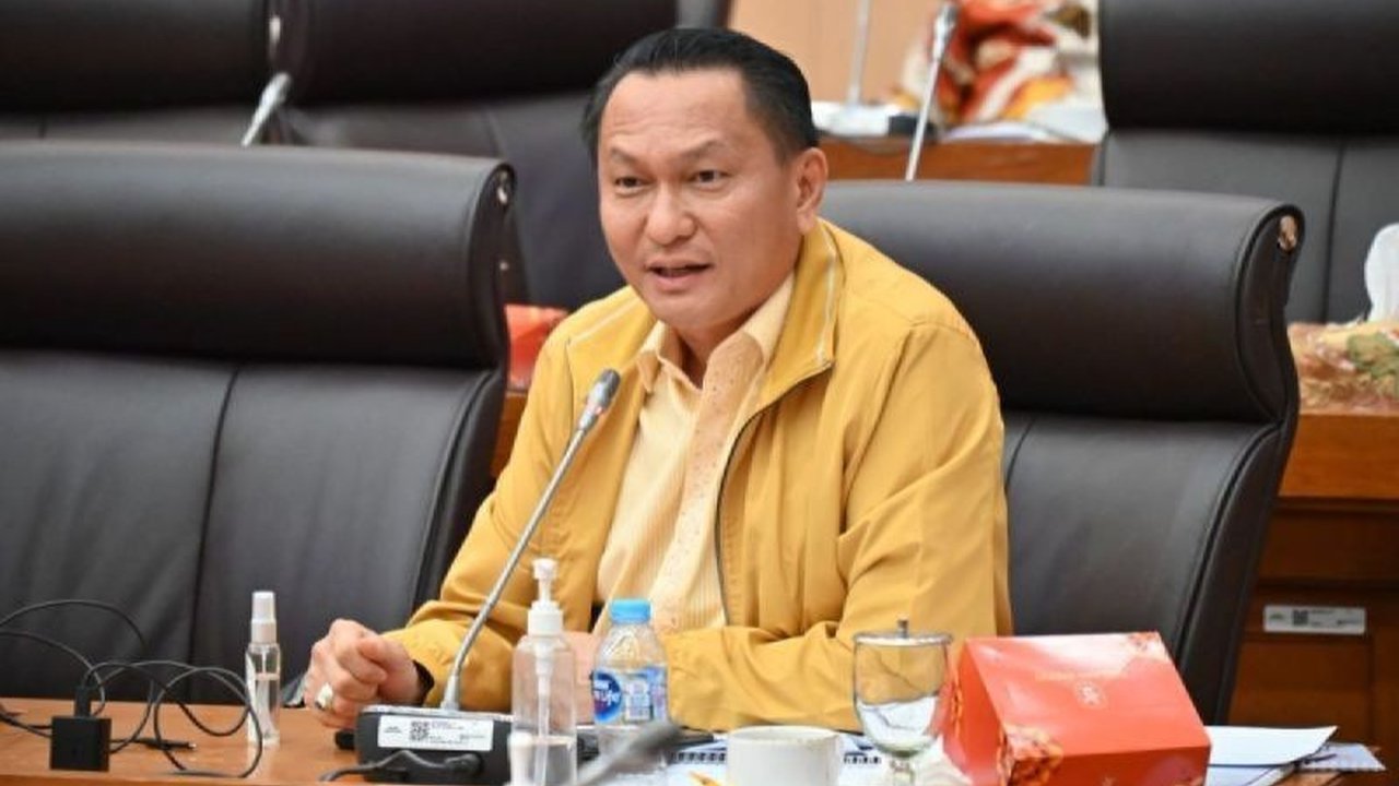 Komisi XII DPR RI menyatakan dukungan penuh terhadap penguatan Kerja Sama Nuklir Indonesia AS melalui program FIRST, membuka peluang strategis pengembangan energi nuklir di Tanah Air.