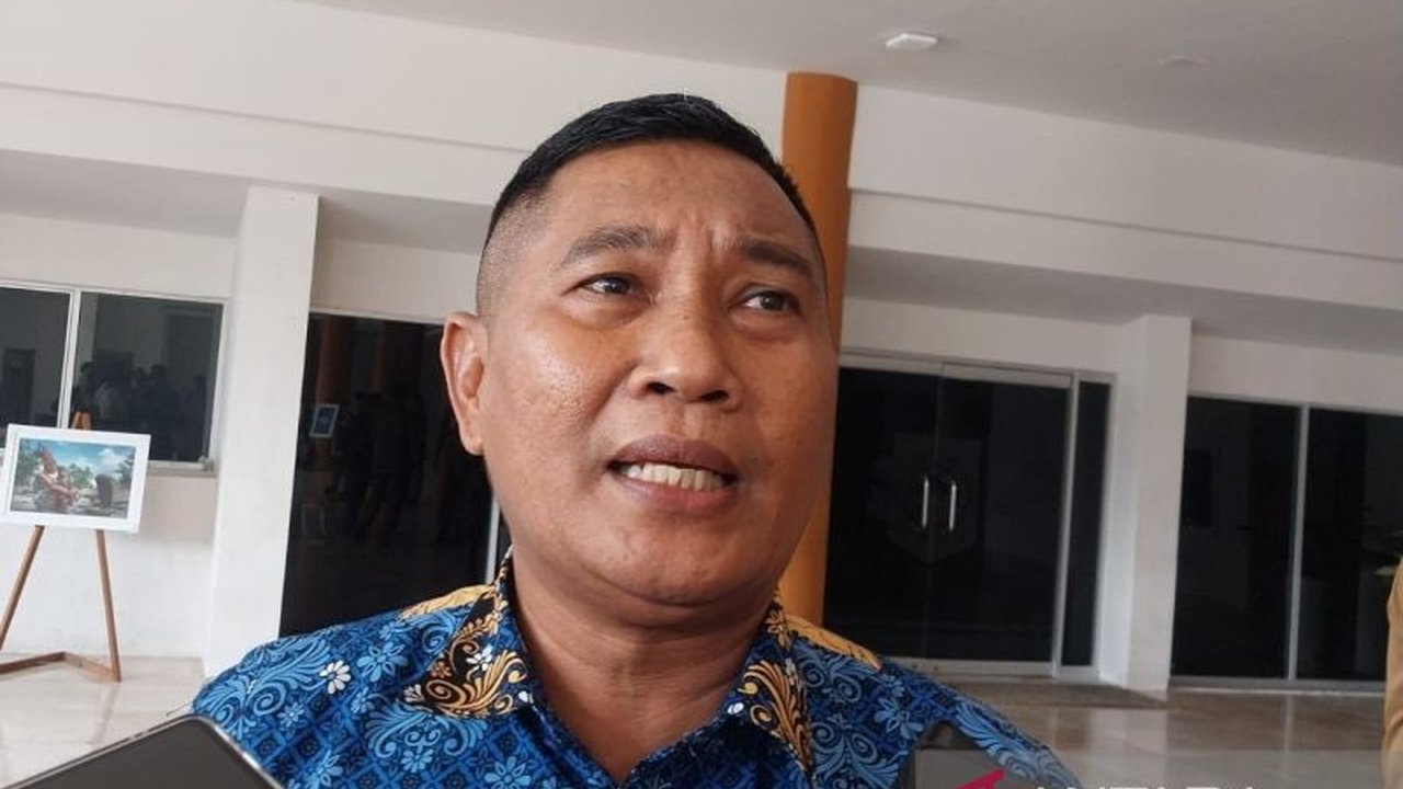 Badan Pendapatan Daerah (Bapenda) NTB berencana menggenjot Pendapatan Asli Daerah (PAD) melalui eksplorasi sumber-sumber pendapatan baru, mengubah paradigma ketergantungan pada Pajak Kendaraan Bermotor (PKB) dan menargetkan peningkatan signifikan di tahun