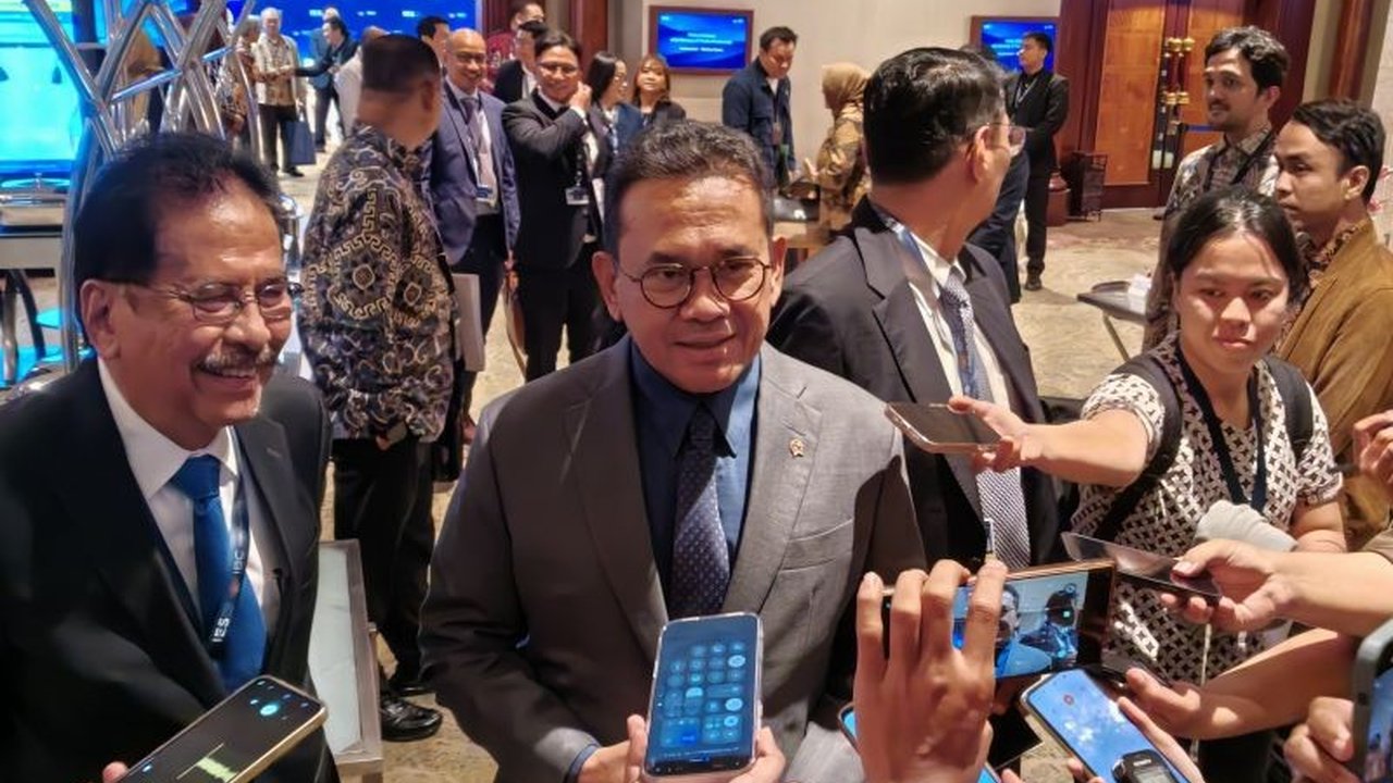 Pemerintah melalui Mendag Budi Santoso terus berupaya menjaga stabilitas harga daging dan kelancaran distribusinya menjelang Idul Fitri 2026, memastikan pasokan aman dan harga terkendali.