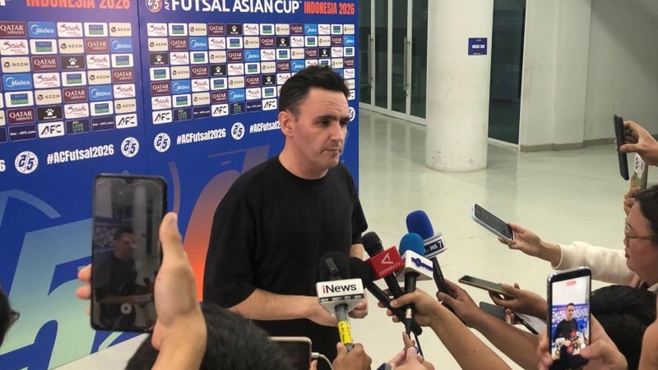 Pelatih Hector Souto menyoroti **performa Timnas Futsal Indonesia** yang kurang memuaskan meski berhasil melaju ke semifinal Piala Asia Futsal 2026, menimbulkan pertanyaan akan kesiapan Garuda menghadapi Jepang.