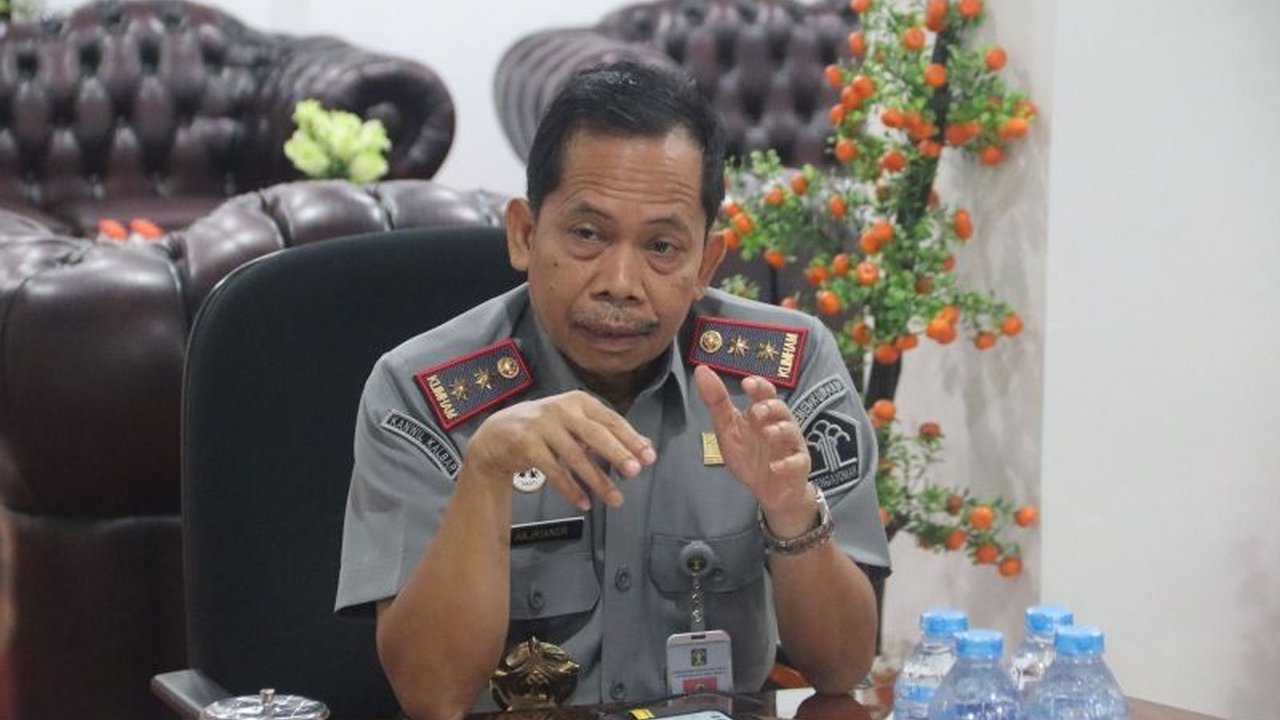 Pentingnya **penghormatan hak cipta di era digital** disoroti Kanwil Kemenkumham Kalteng dan DJKI, mengingatkan bahaya buku ilegal serta ajakan untuk mendukung ekosistem literasi demi keberlanjutan industri kreatif nasional.