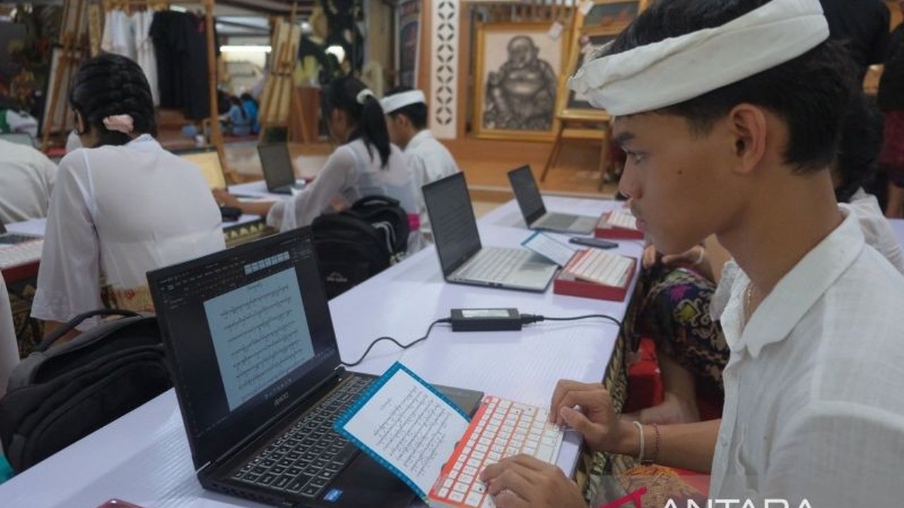 Dinas Pendidikan, Kepemudaan, dan Olahraga (Disdikpora) Bali merancang optimalisasi penggunaan keyboard aksara Bali di jenjang SD dan SMP, menjawab arahan Gubernur untuk melestarikan kearifan lokal melalui teknologi digital.