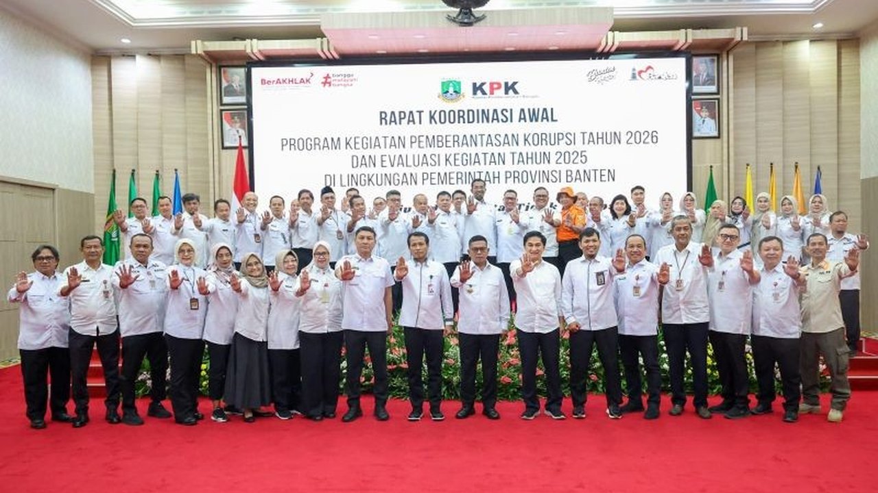 Komisi Pemberantasan Korupsi (KPK) mendesak Pemerintah Provinsi Banten untuk memperkuat sosialisasi dan Pengawasan Antikorupsi di setiap organisasi perangkat daerah (OPD), menyusul peningkatan skor integritas daerah.