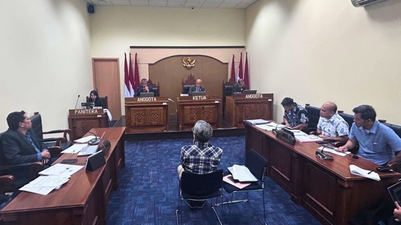 Pakar menyebut Keterbukaan Informasi Pejabat Publik diatur undang-undang, boleh dibuka jika relevan dengan jabatan. Simak selengkapnya mengenai sengketa ijazah Wakil Presiden Gibran Rakabuming Raka.