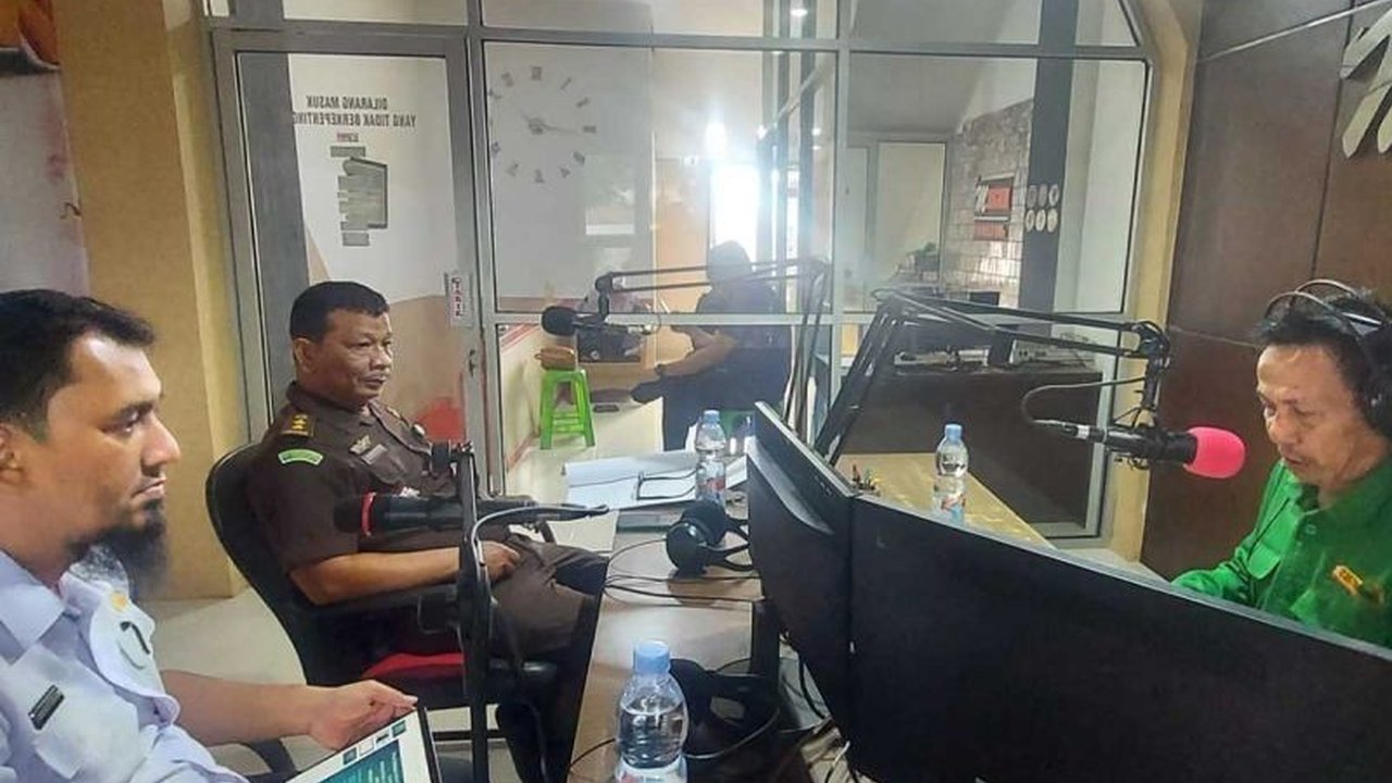 Kejaksaan Tinggi Aceh bersama Dinas PUPR Aceh semakin memperkuat Pengawalan Proyek Strategis Aceh, memastikan setiap pembangunan berjalan transparan dan akuntabel demi manfaat masyarakat.