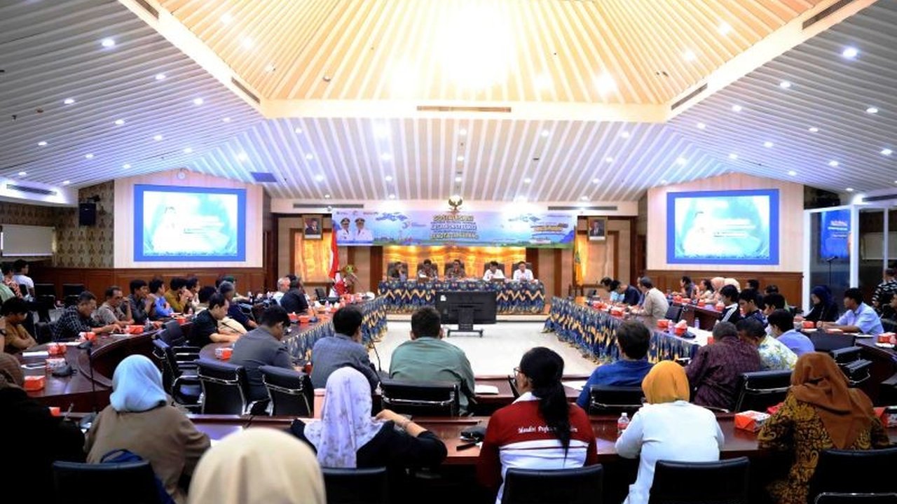 Wakil Wali Kota Tangerang Maryono Hasan menegaskan pentingnya Kualitas Pembangunan Konstruksi demi kesejahteraan masyarakat, bukan hanya mengejar keuntungan. Simak detail penekanan ini.