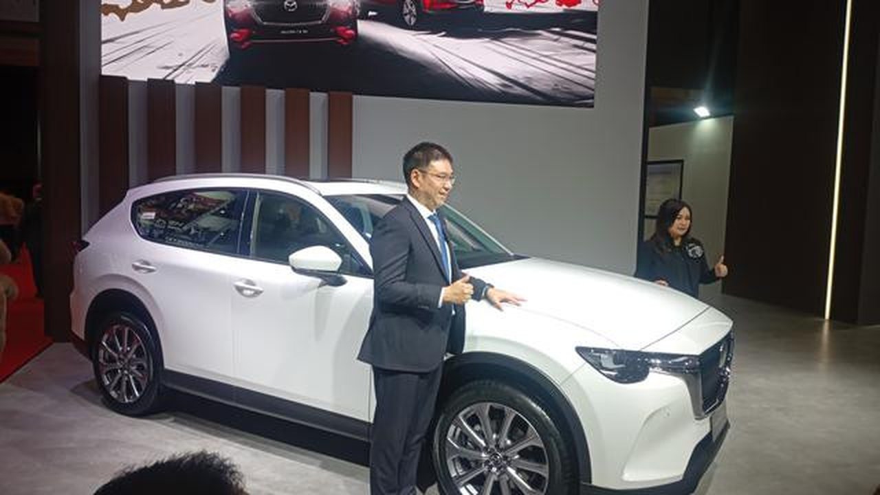 Mazda hadir di IIMS 2026 dengan membawa lembaruan Mazda CX-60 Sport (Liputan6/Azkal Azkia)